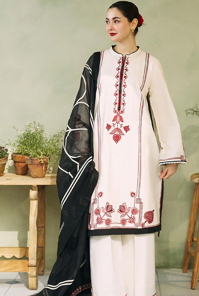 ◾Front Heavy Embroidered ◾Sleeves Heavy Embroidered ◾Heavy Embroidered Trouser (Premium Quality) ◾With Digital Printed Shawl